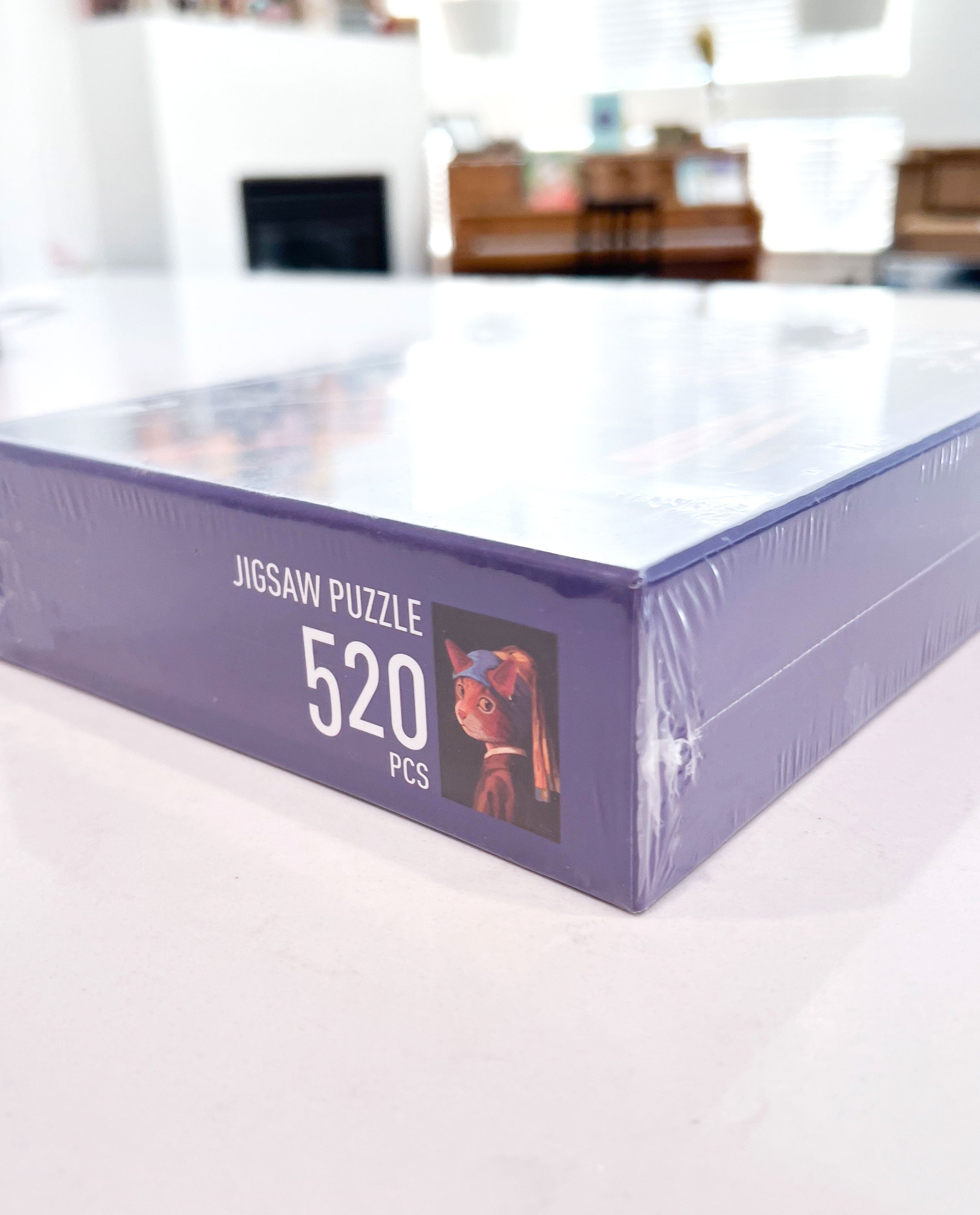 Girl with the Purr-l Earring Puzzle (520 piece)